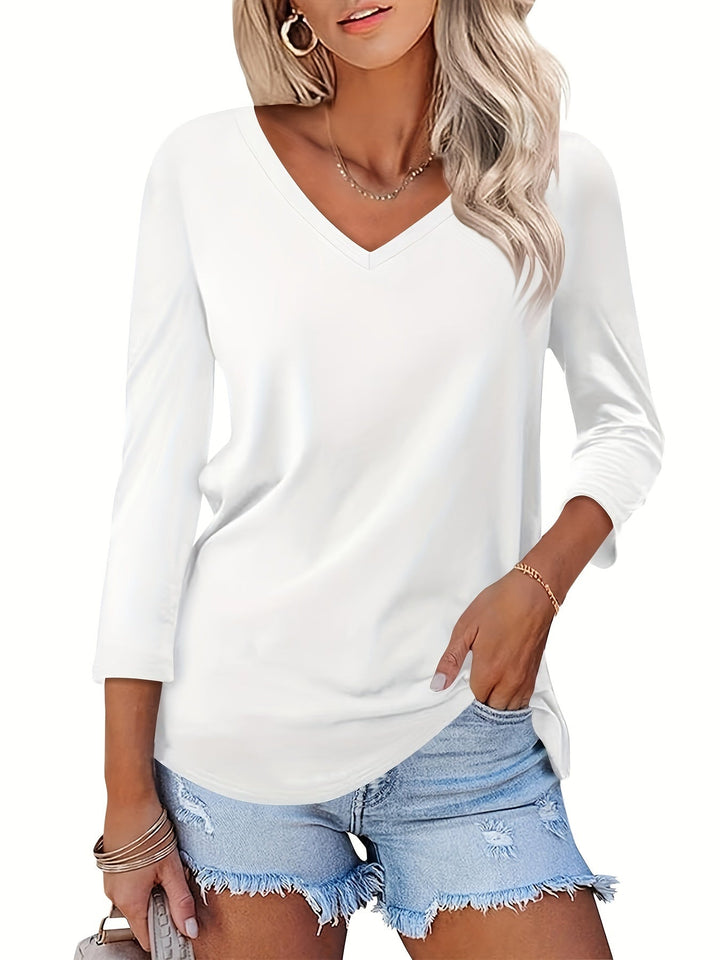 Dakota | Classic V-Neck Top