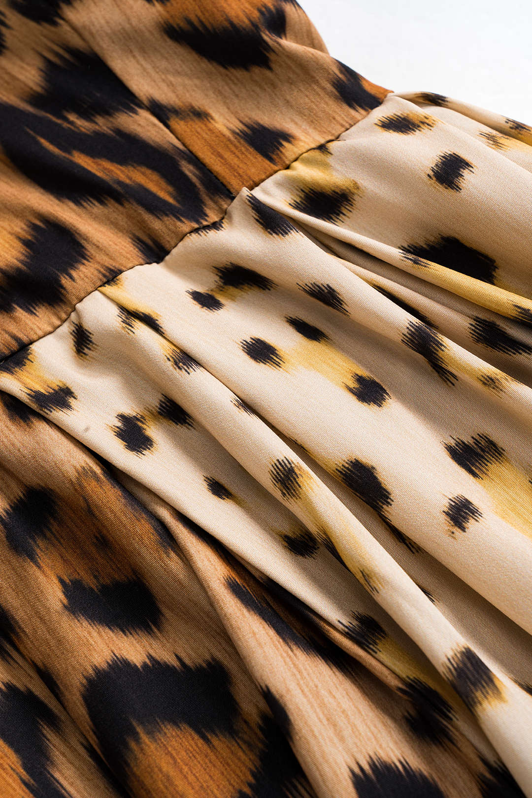 BIANCA - Bold Leopard Print Midi Dress